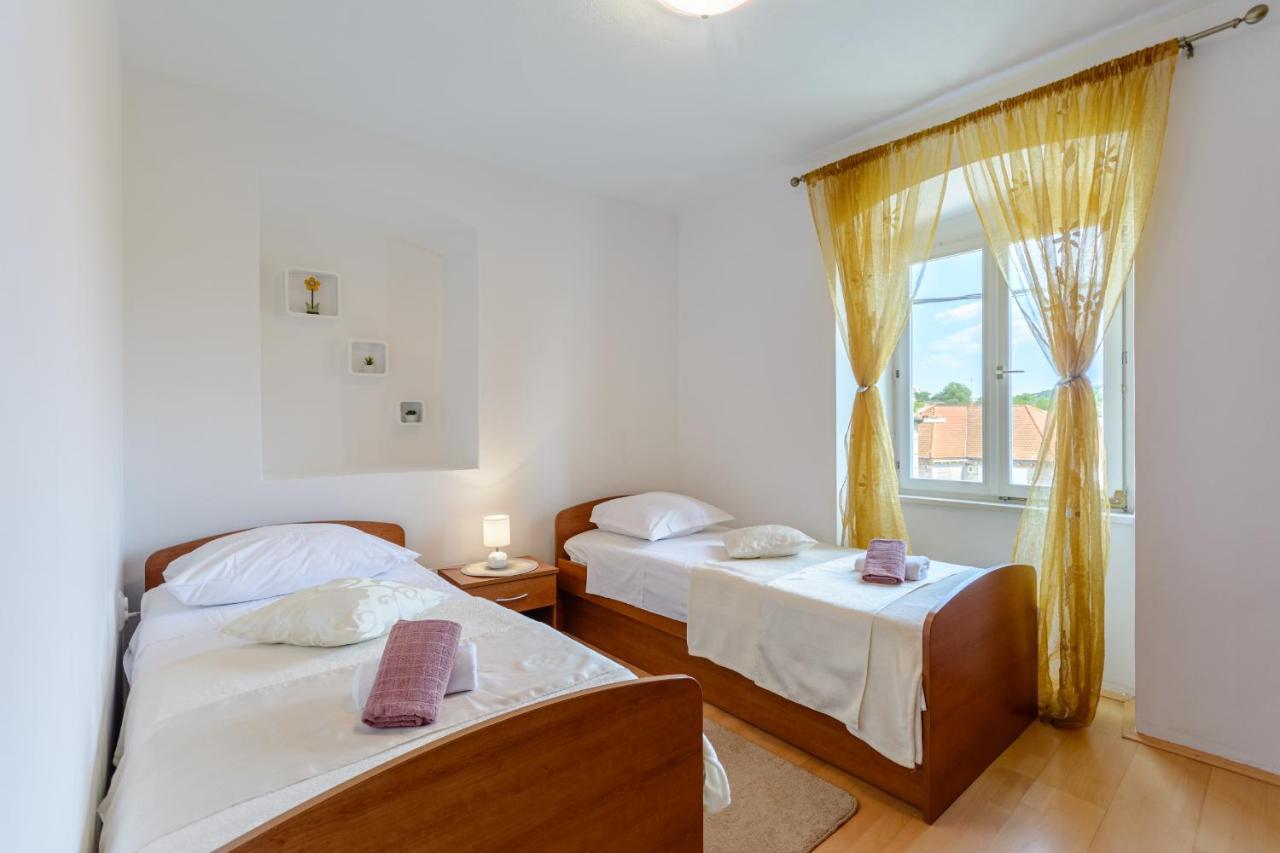 Apartman Mare Milna  Εξωτερικό φωτογραφία