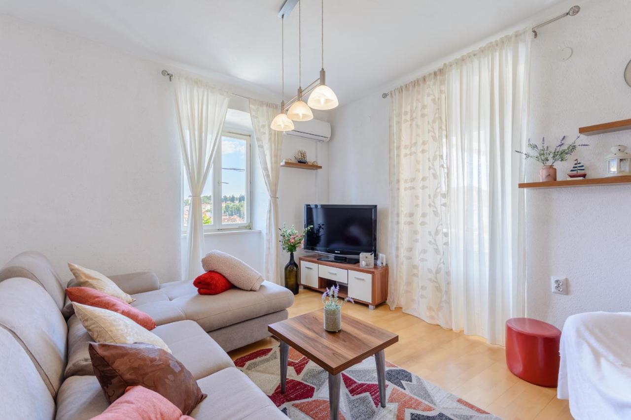 Apartman Mare Milna  Εξωτερικό φωτογραφία