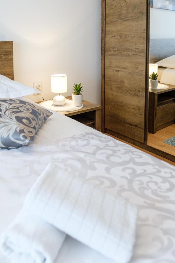 Apartman Mare Milna  Εξωτερικό φωτογραφία